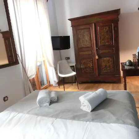 فندق Les Monges Palace Boutique لقنت