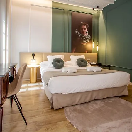 فندق Les Monges Palace Boutique 3*