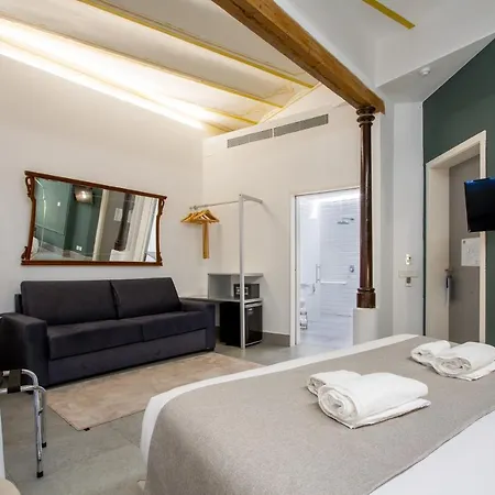 Les Monges Palace Boutique Hotel 3*
