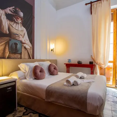 Les Monges Palace Boutique