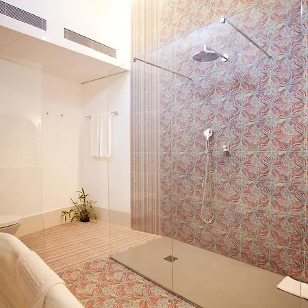 Les Monges Palace Boutique فندق
